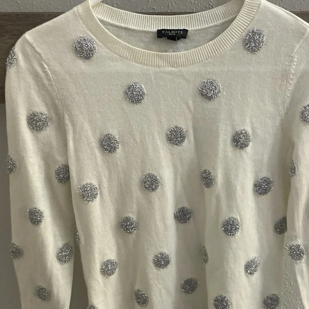 EUC Talbots Cream Sweater with Silver,Shiny Polka Dot w/Long Sleeves Scoop Neck - Picture 6 of 11